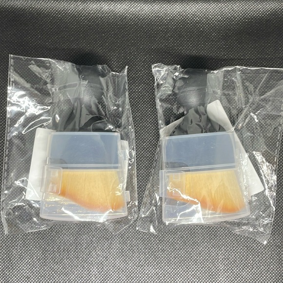 NWT!! Multi-Purpose dusting brush- 2 set - Picture 2 of 5